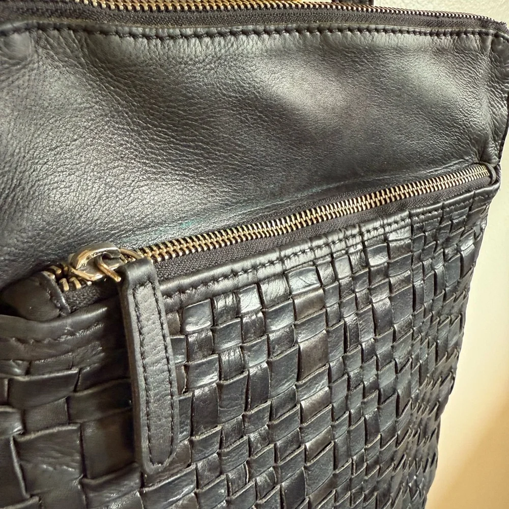 Vilenca Holland Black Woven Leather Backpack